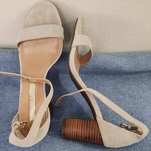Audrey Brooke suede leather shoes 7.5